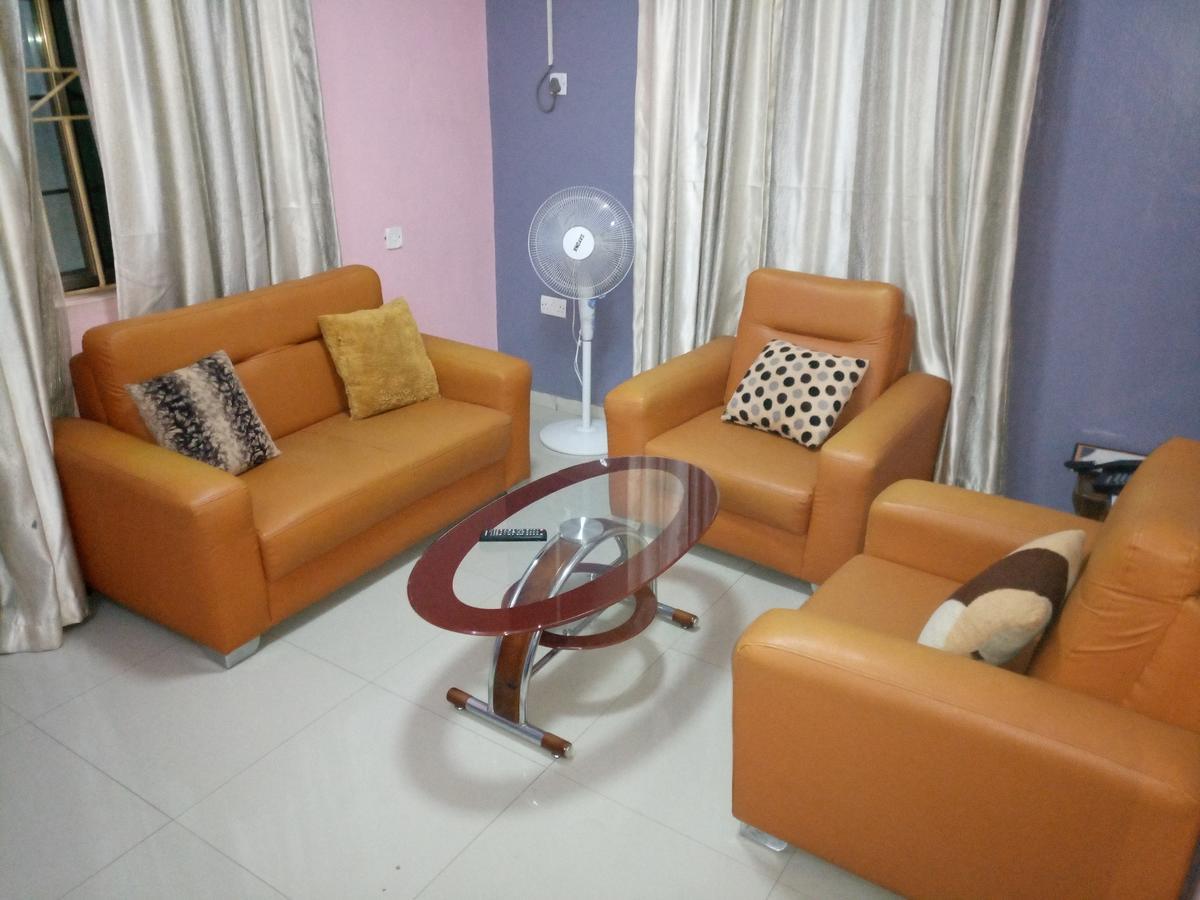 Ikotun Glorious Hotel & Suites מראה חיצוני תמונה