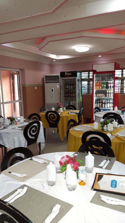 Ikotun Glorious Hotel & Suites מראה חיצוני תמונה
